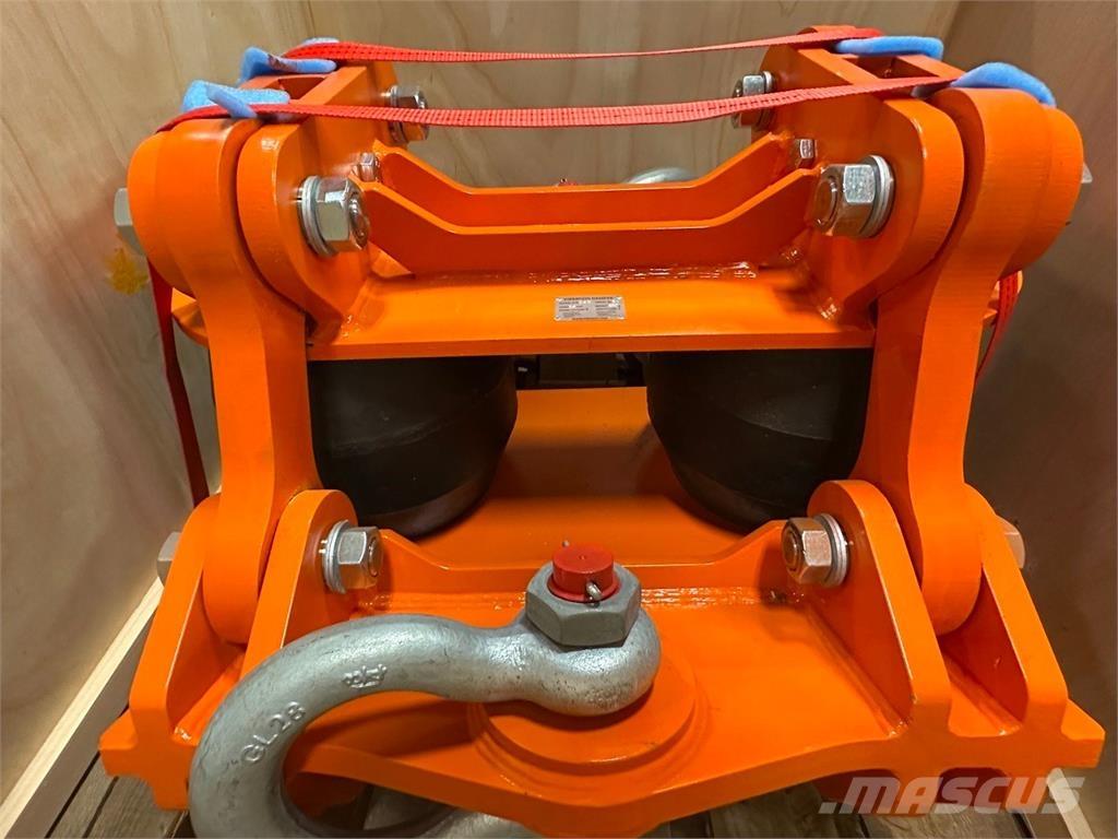  Finaros 其他起重机