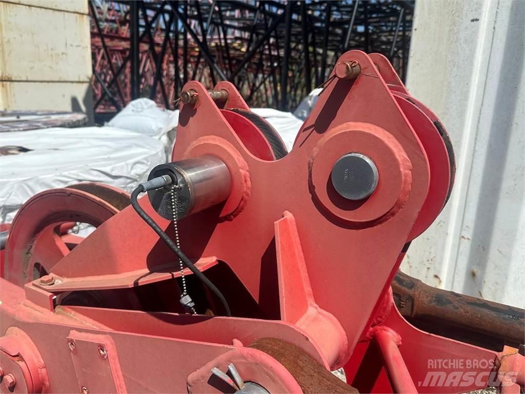 Manitowoc  吊杆和铲斗