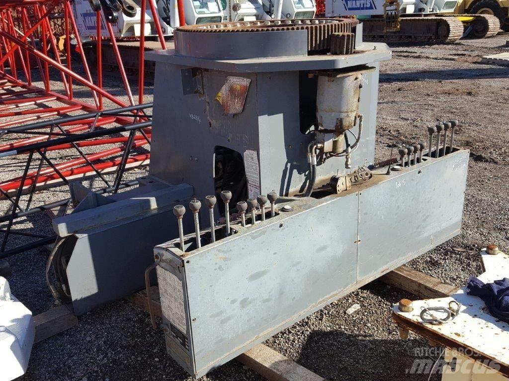 Terex  液压