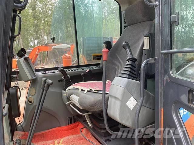 Doosan DX60 履带挖掘机
