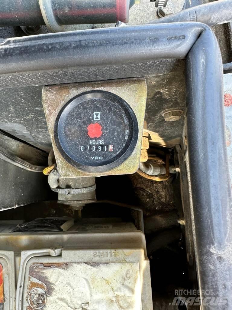 Bomag BW 138 AD 双轮压路机
