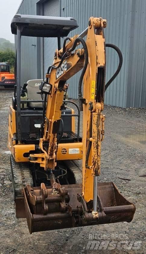 CASE CX 15 B 小型挖掘机