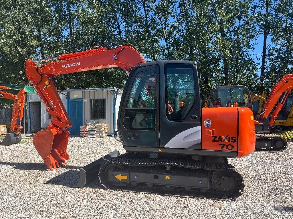 Hitachi ZX 70 小型挖掘机