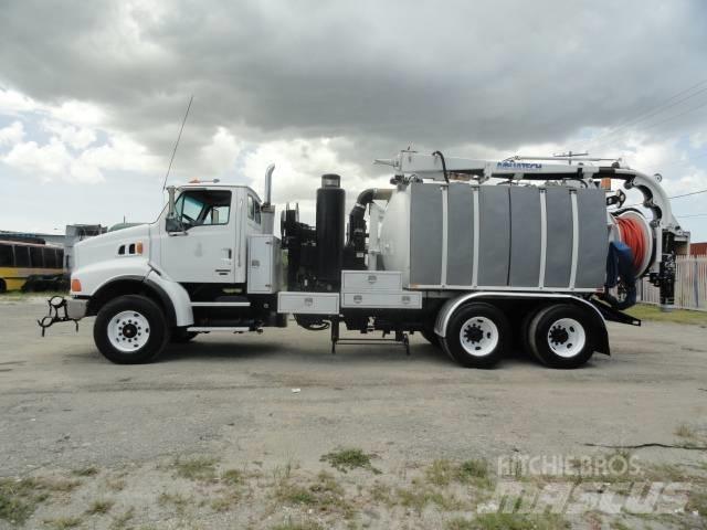 Sterling LT 9500 组合/真空油槽车