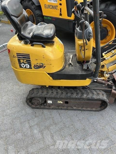 Komatsu PC09-1 小型挖掘机