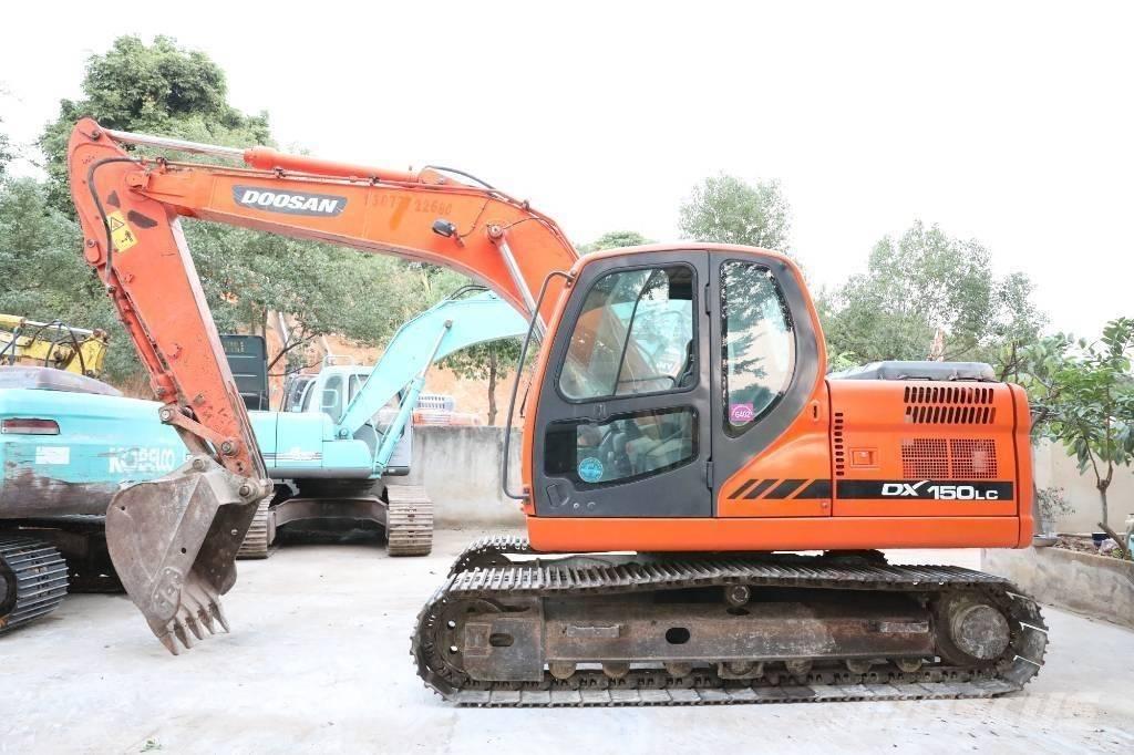 Doosan DX 150LC-9 小型挖掘机