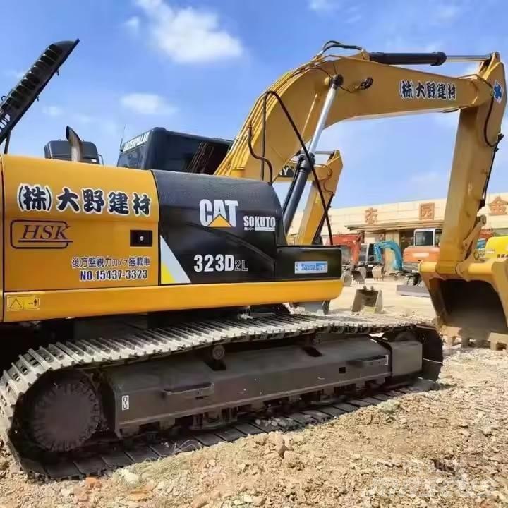 CAT CAT323D2L 履带挖掘机