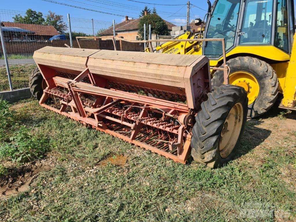 Kuhn 4M 多功能条播机