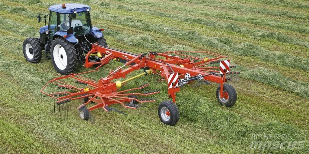 Kuhn GA 8731 犁耙和摊草机