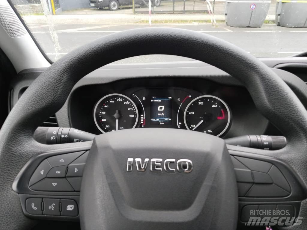 Iveco DAILY 35S16 商务面包车