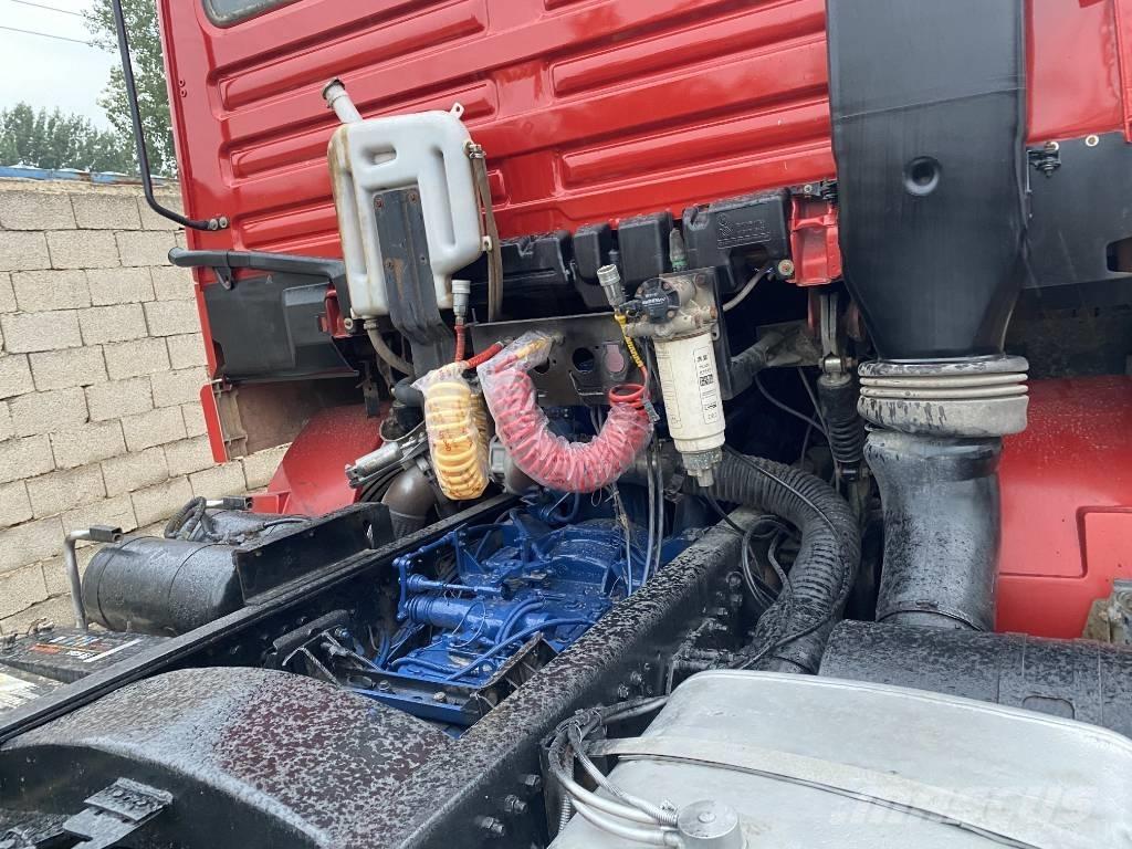 Shacman F3000 6x4 牵引车