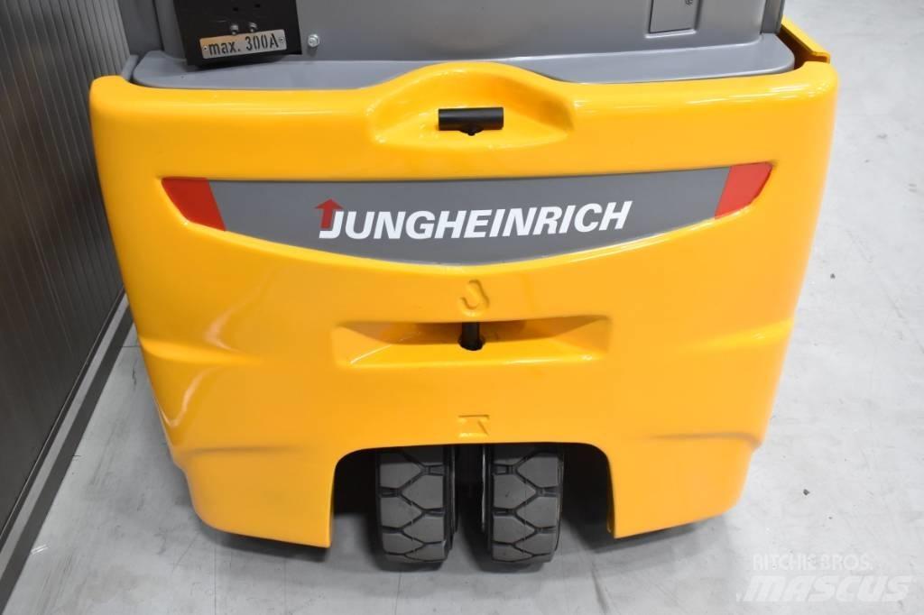 Jungheinrich EFG 220 电动叉车