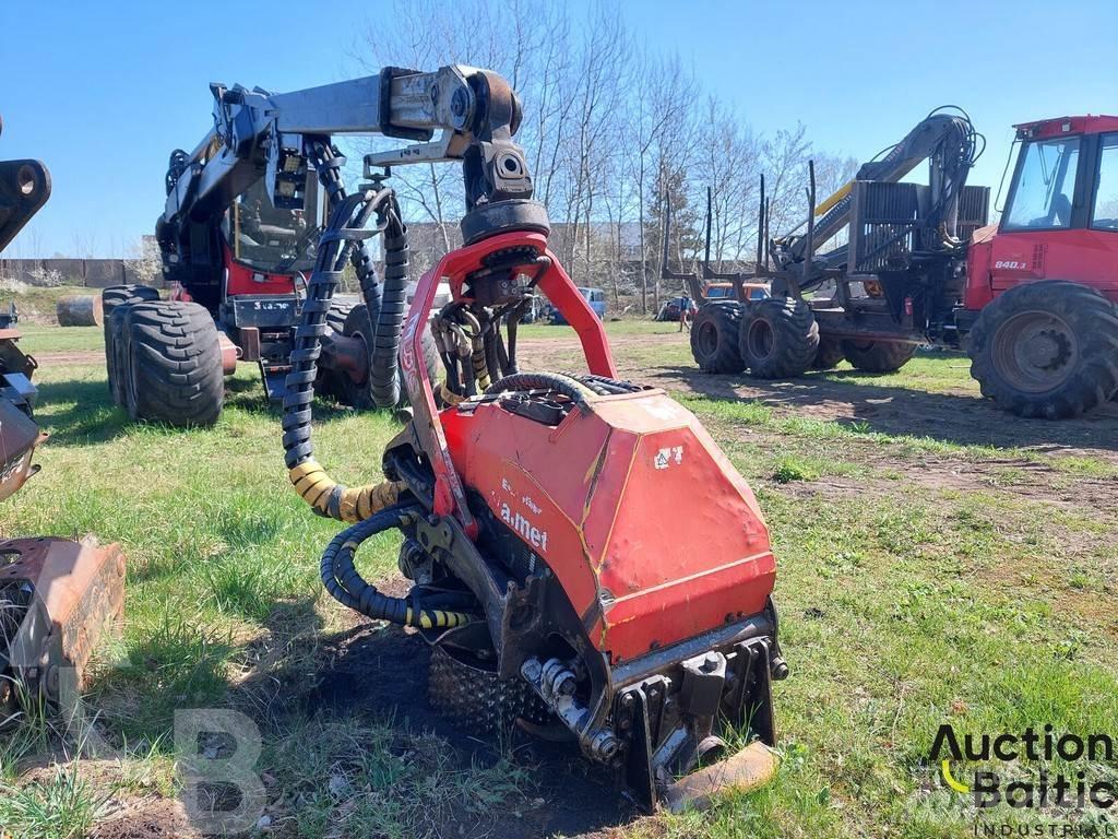 Valmet 911.3 收割机