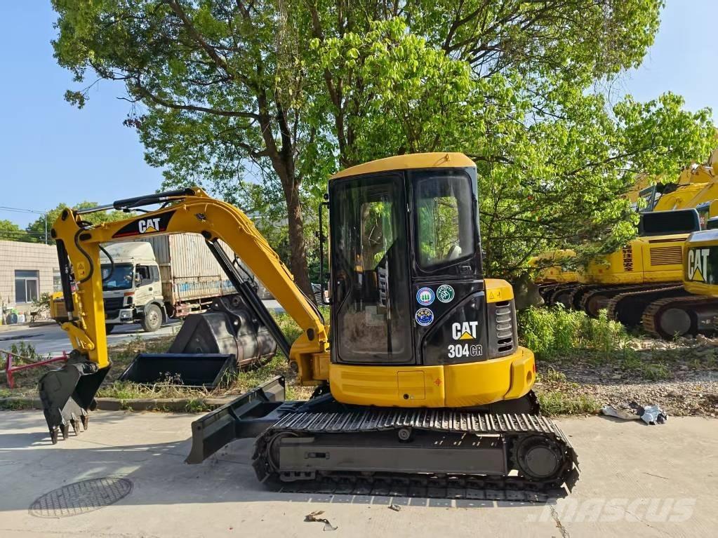 CAT 304 CR 小型挖掘机