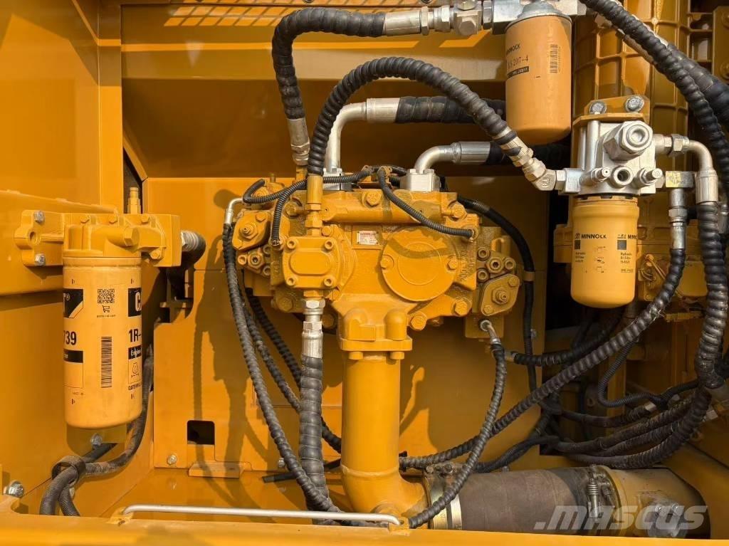 CAT 325 D 履带挖掘机