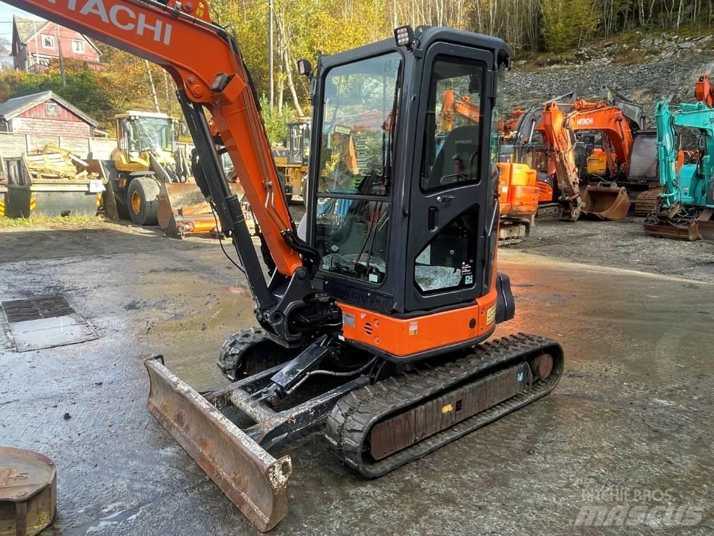 Hitachi ZX 38 U-5 A 小型挖掘机