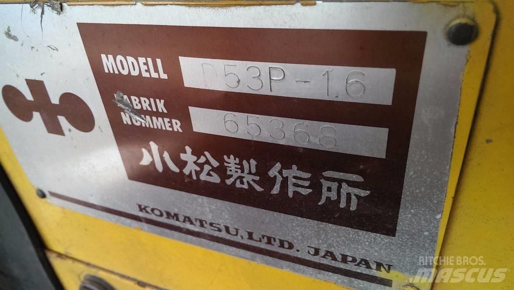 Komatsu D53P-16 履带式推土机