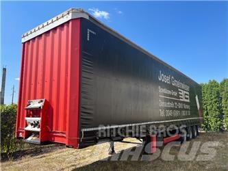 Krone MEGA 侧帘半挂车