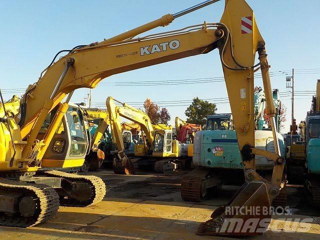 Kato HD823MR-6 履带挖掘机
