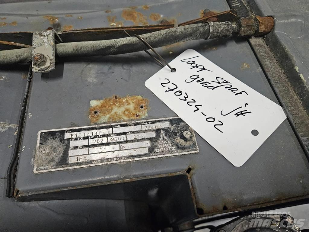 Deutz F12L413F 发动机