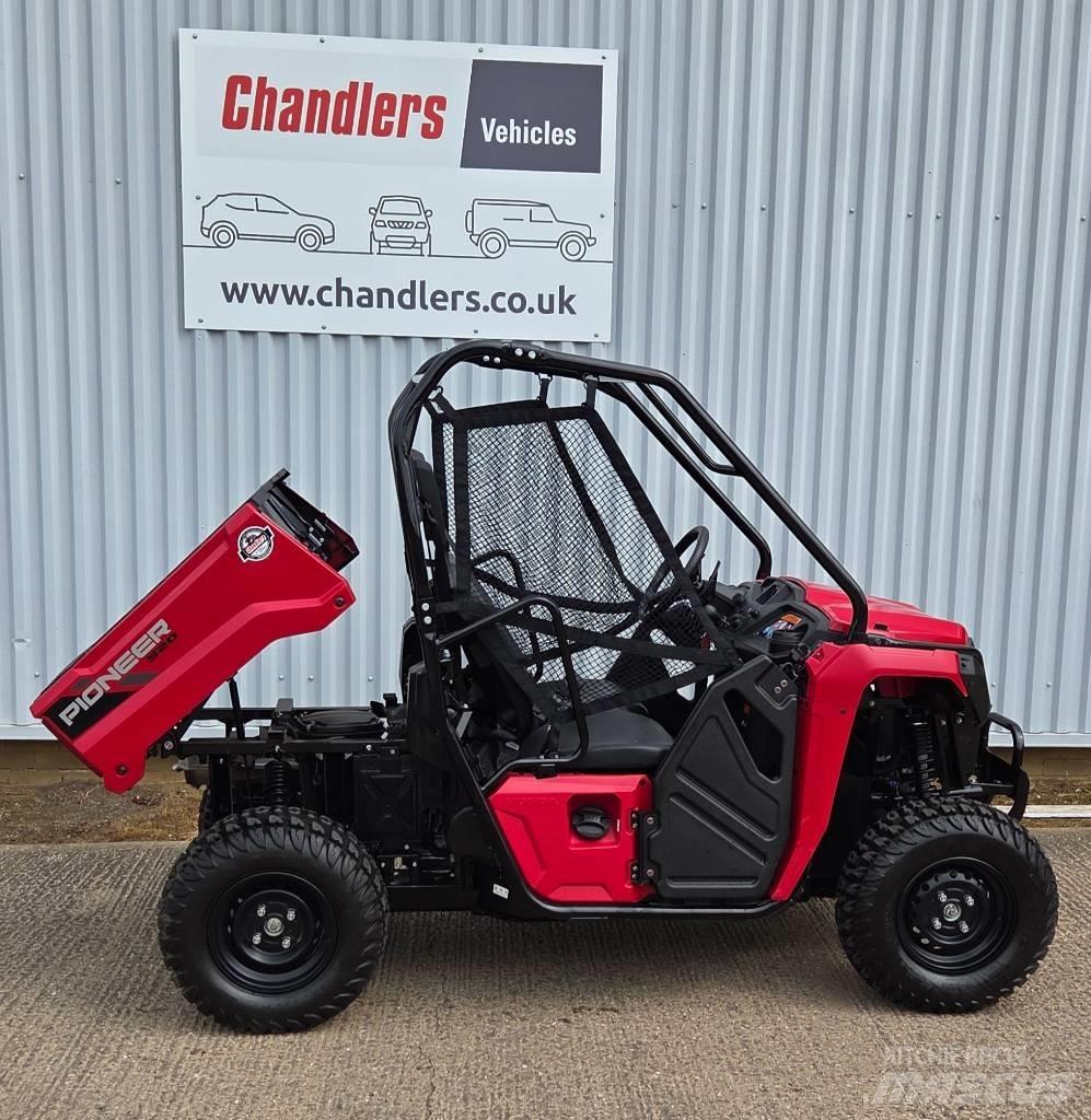 Honda Pioneer 多功能车