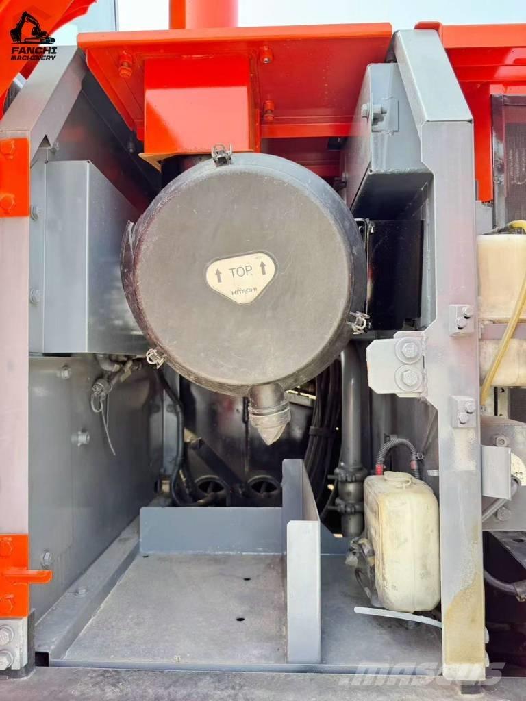 Hitachi 210-6 中型挖掘机