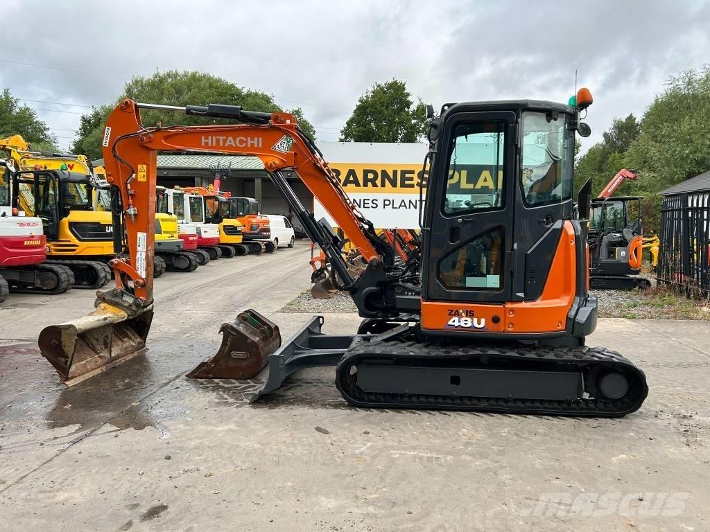 Hitachi ZX 48 U-6 小型挖掘机