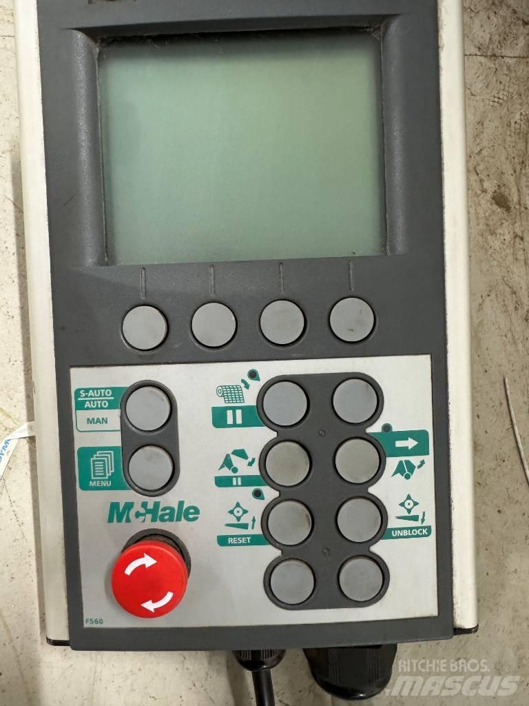 McHale F5600 圆捆打捆机
