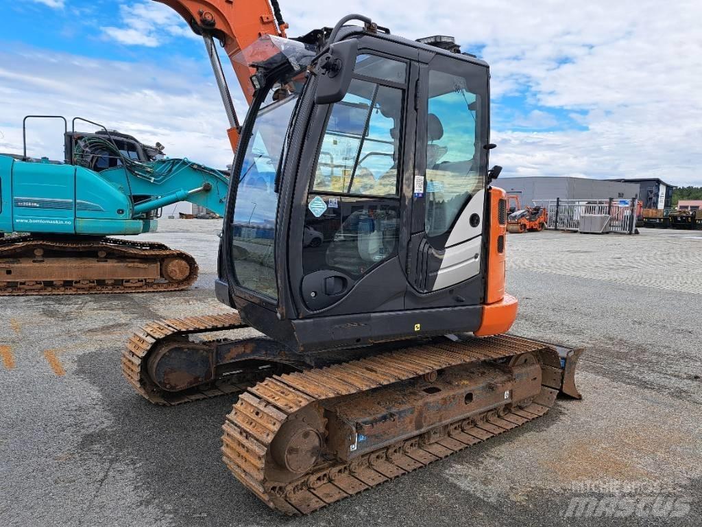 Hitachi ZX 85 US-6 中型挖掘机