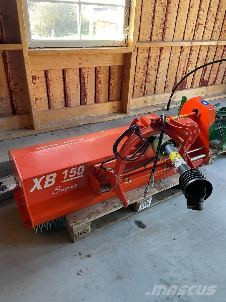 Agrimaster XB 150 牧场割草机和切顶器