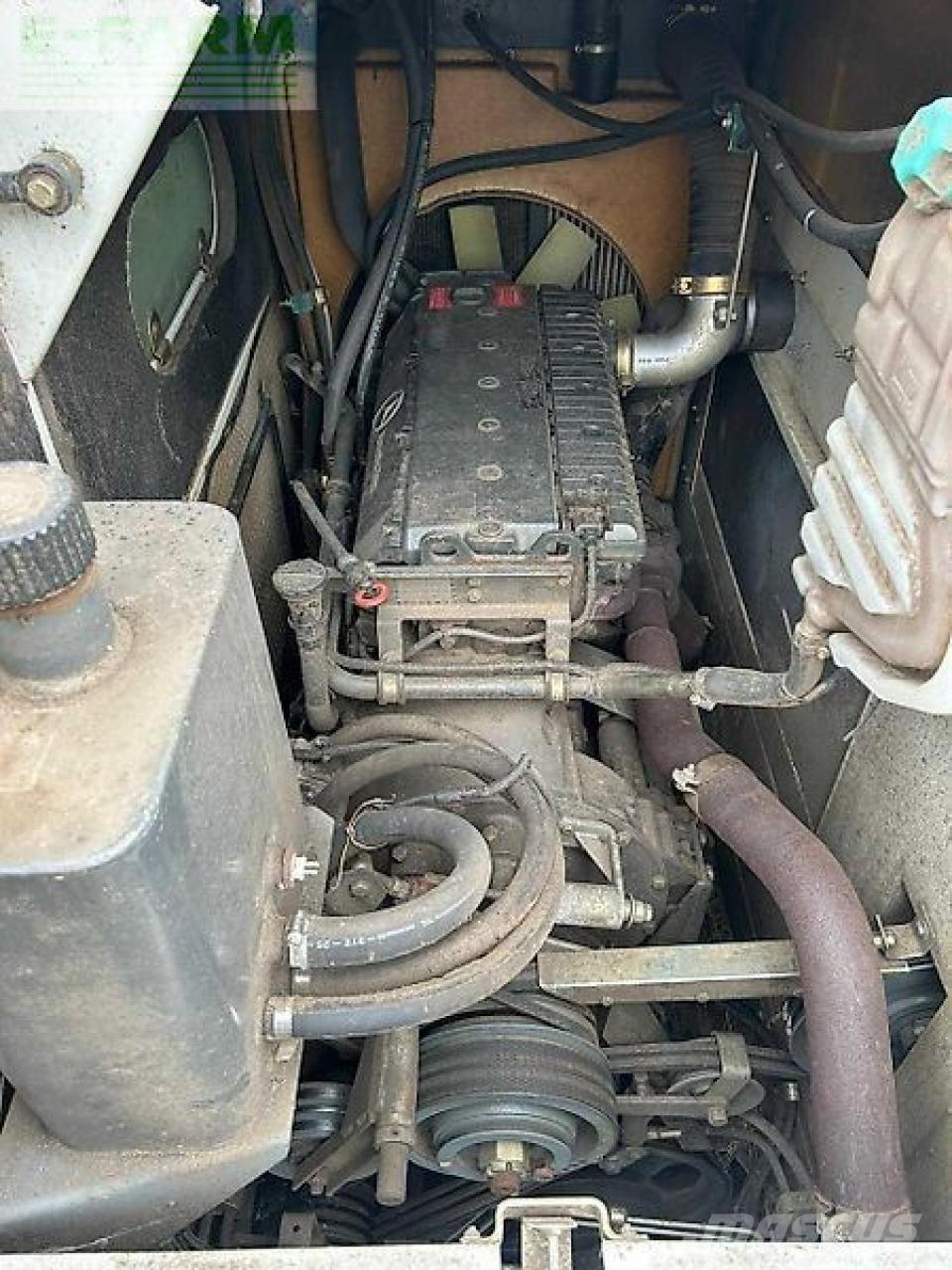 CLAAS medion 310 联合收割机