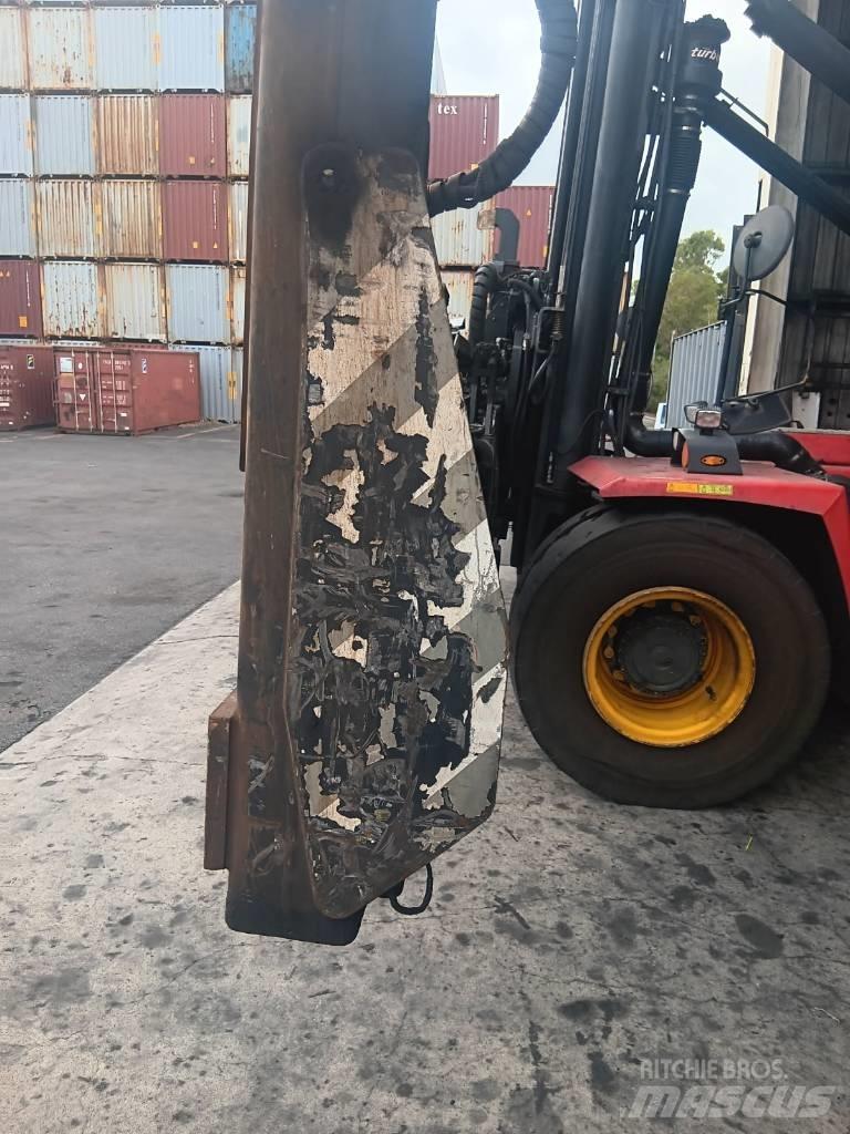 Kalmar DCG100-45ED7 集裝箱车