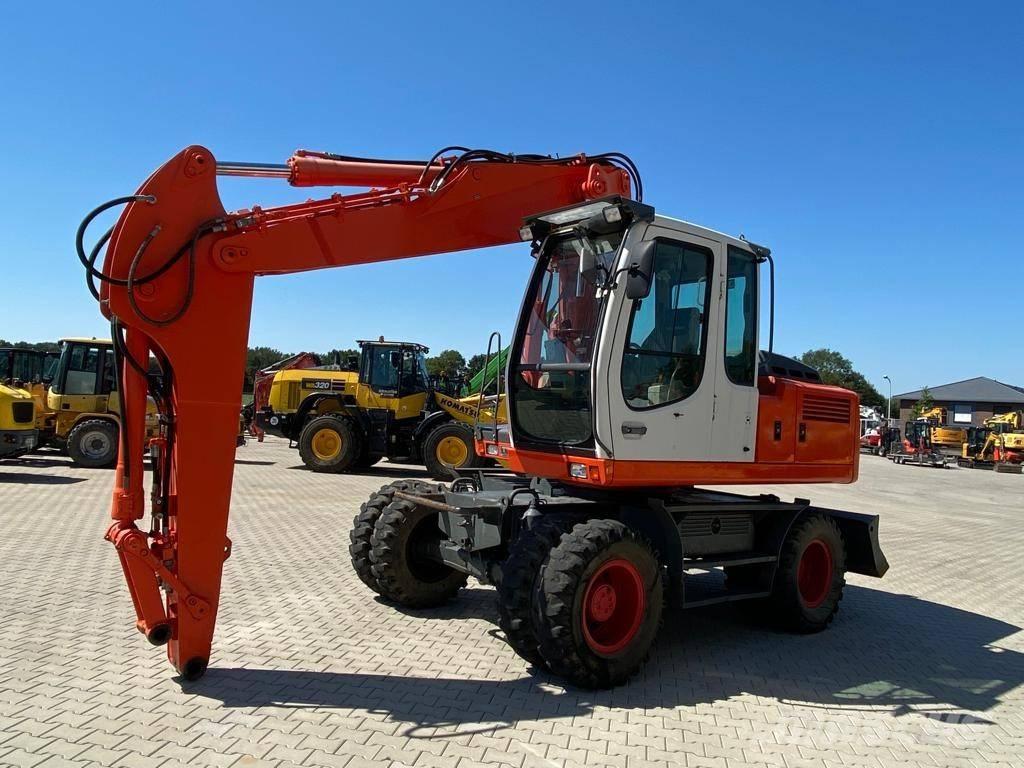 Liebherr A 900 C 轮式挖掘机
