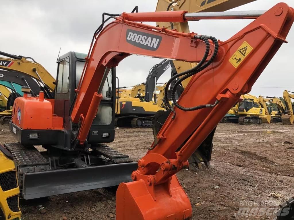 Doosan DH 55 小型挖掘机