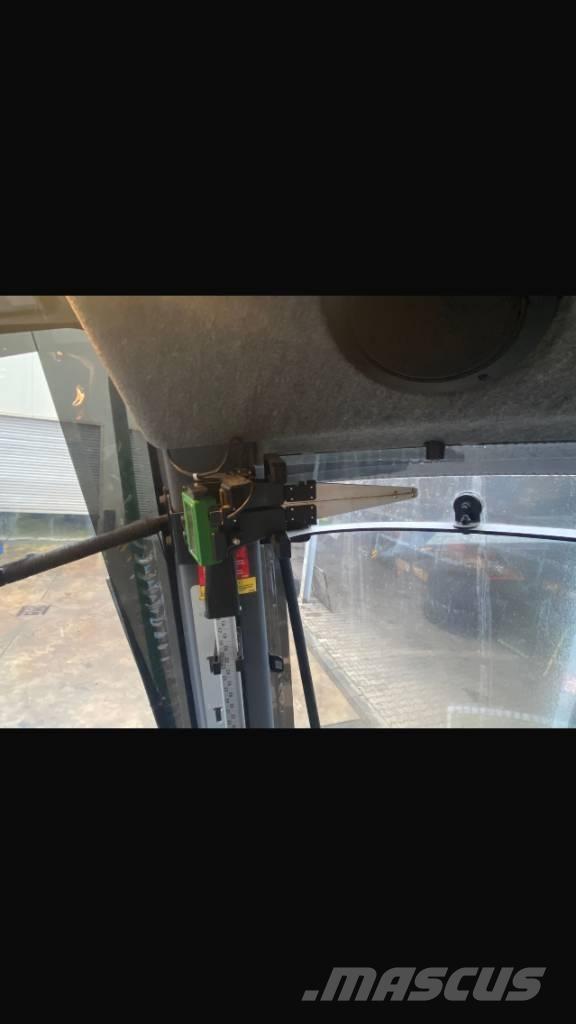 John Deere 1270 G 收割机