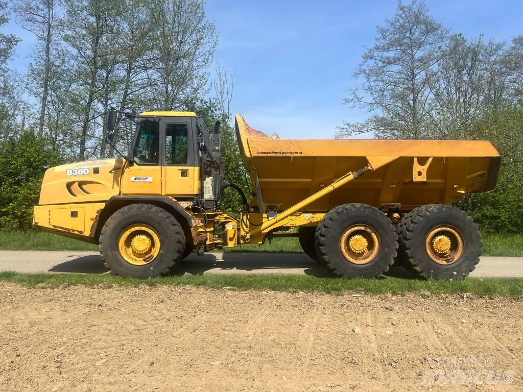 Bell ADT B 30 D 6x6 铰接式自卸车