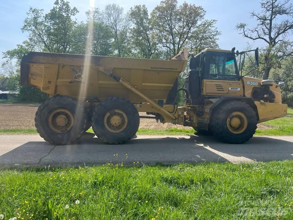 Bell ADT B 30 D 6x6 铰接式自卸车