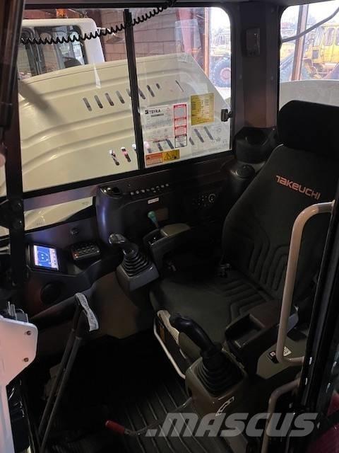 Takeuchi TB290 中型挖掘机