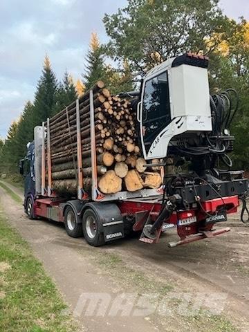 Scania R650B6X4NB 木材运输车