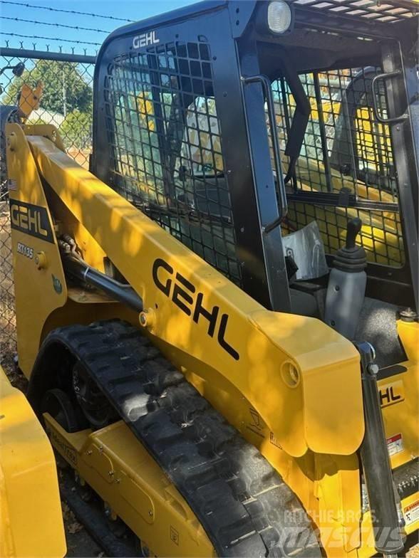 Gehl RT135 滑移装载机