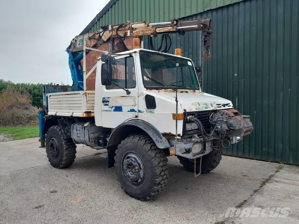 Mercedes-Benz Unimog 越野车