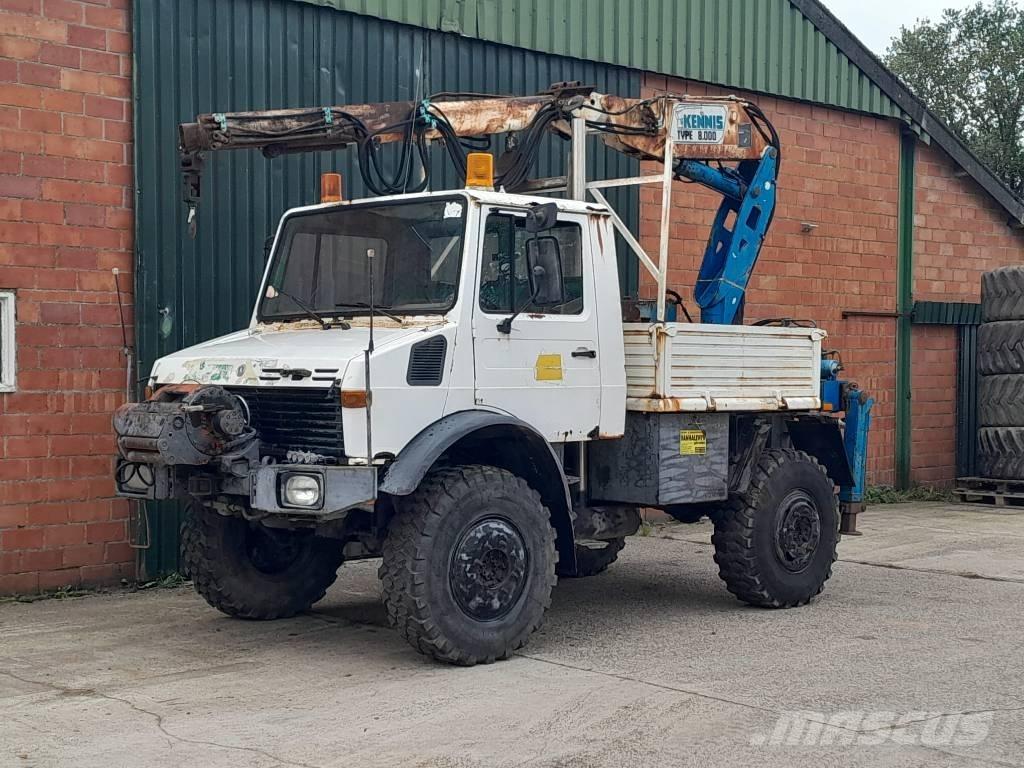 Mercedes-Benz Unimog 越野车