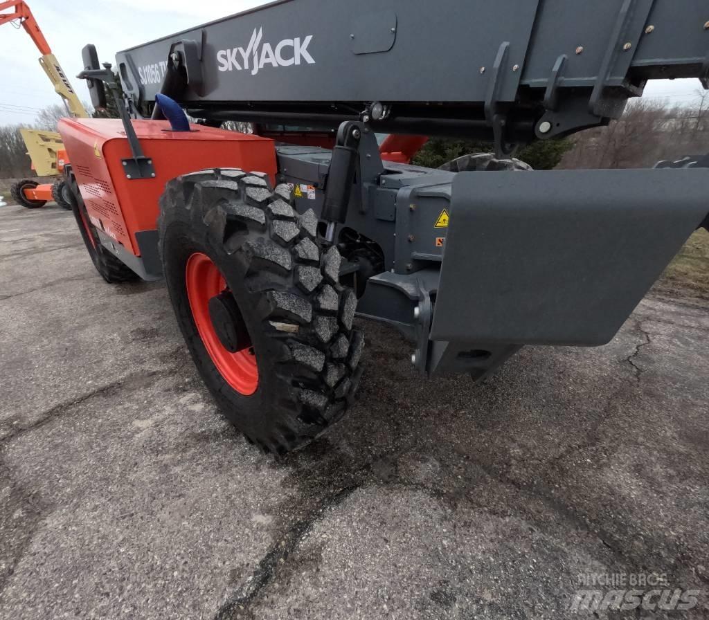 SkyJack SJ 1056 TH 伸缩臂叉装车|叉装车
