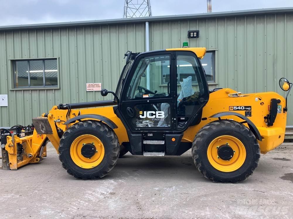 JCB 540V140 伸缩臂叉装车|叉装车