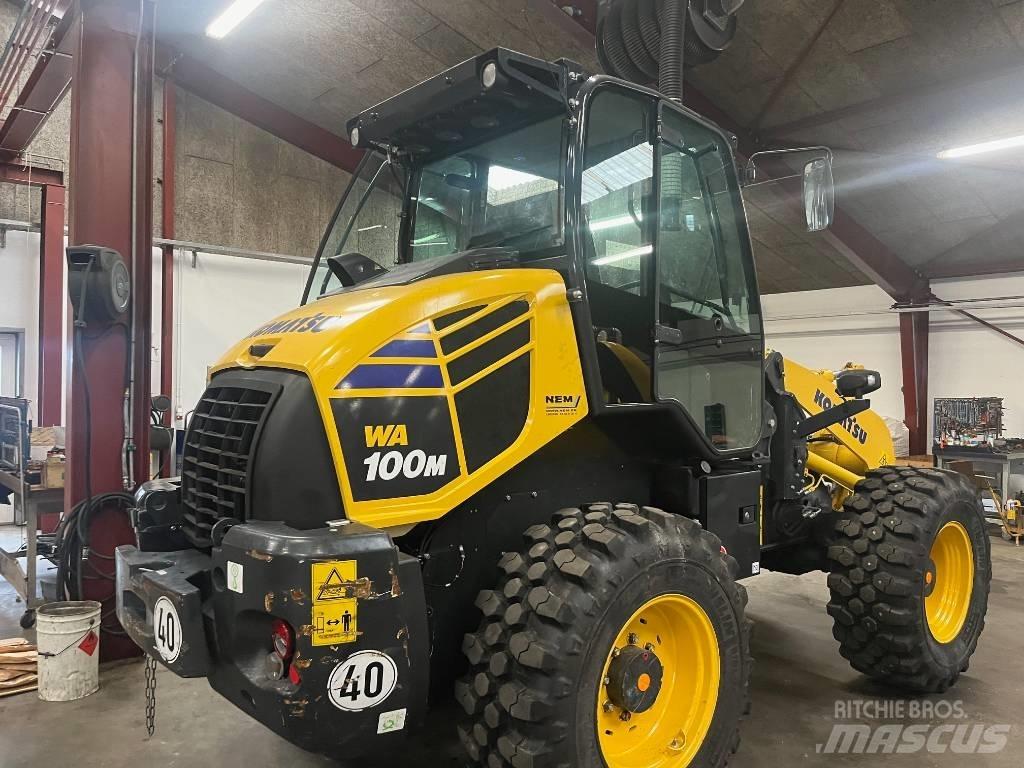 Komatsu WA100-8 小型装载机