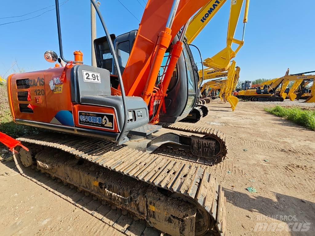 Hitachi ZX 120 履带挖掘机