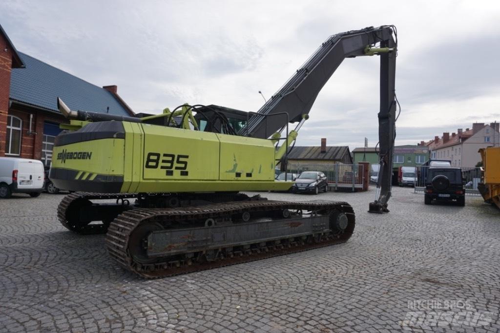 Sennebogen 835 工业挖掘机