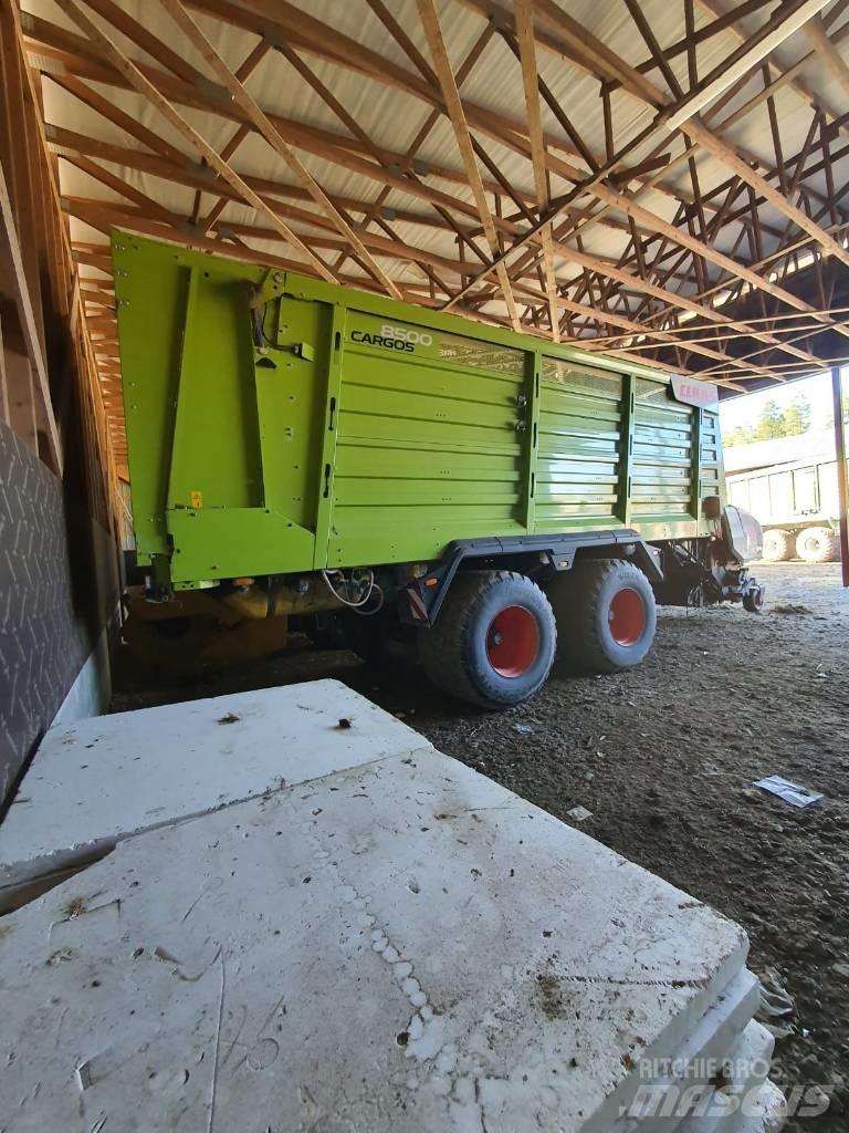 CLAAS Cargos 8500 自动装载拖车