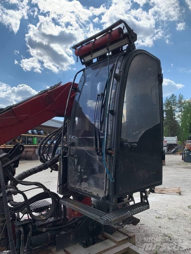 Loglift F118ST9.6 木材起重机