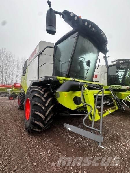 CLAAS TRION 750 联合收割机